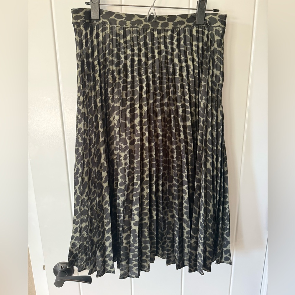 Banana Republic Black and Gray Animal Print A-Line Skirt